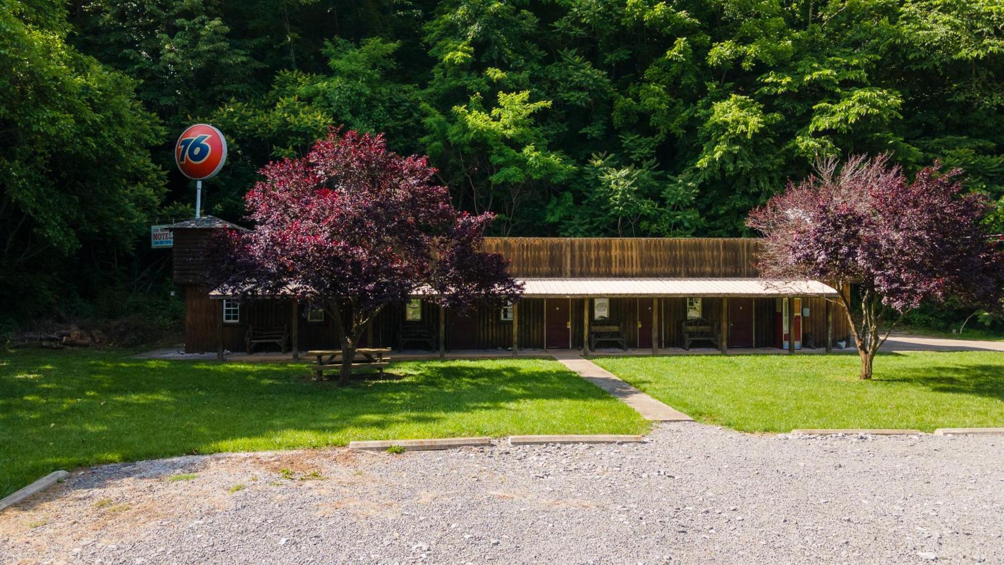 Seneca Pines Lodge Seneca Rocks Extérieur photo