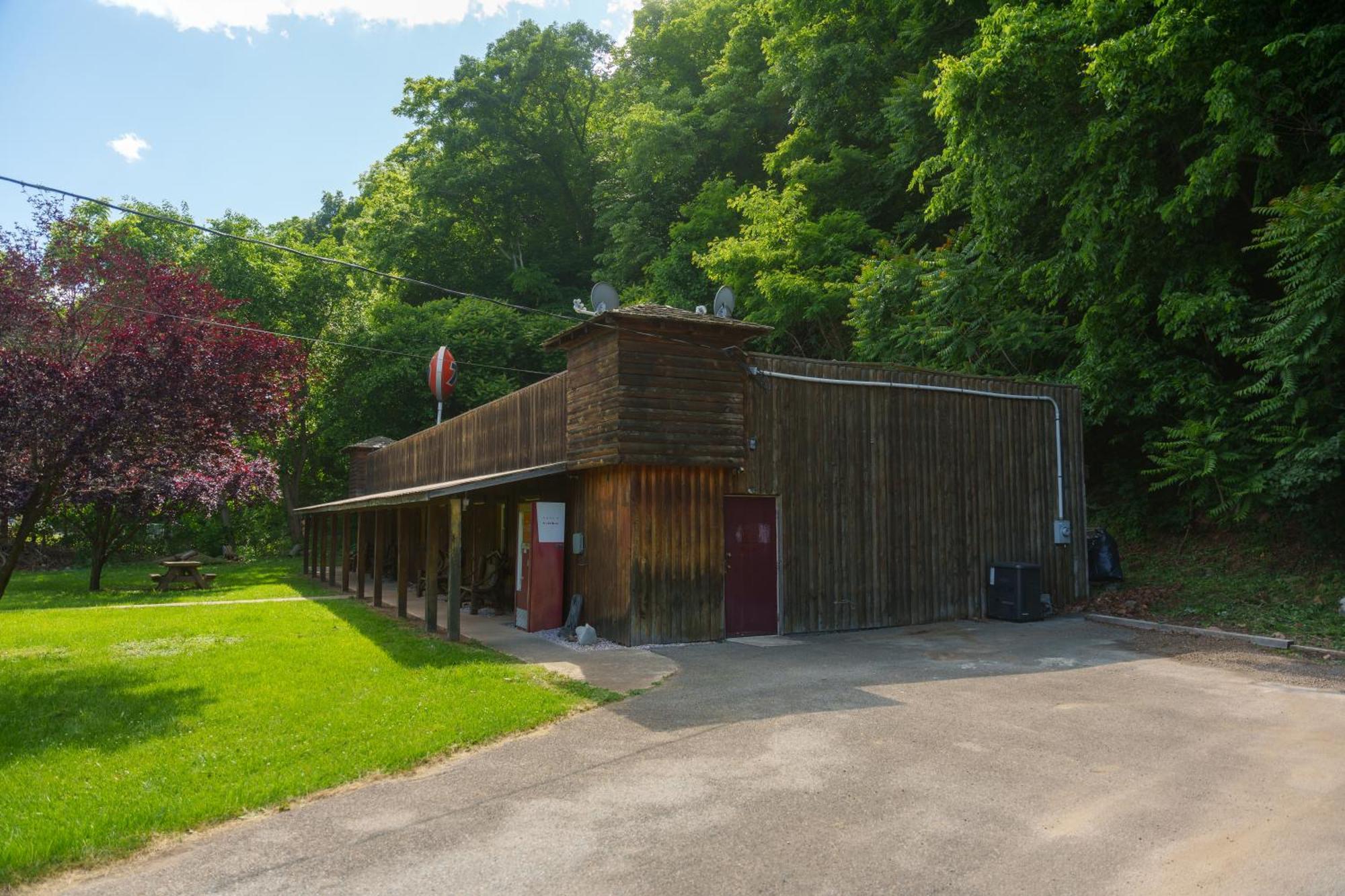 Seneca Pines Lodge Seneca Rocks Extérieur photo
